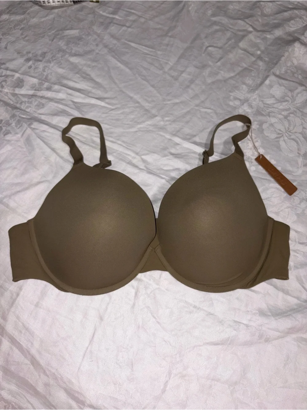 Nwt SKIMS Fits Everybody push up Demi bra  Khaki Green